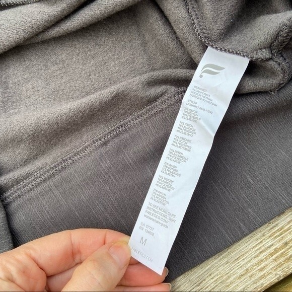 Fabletics Luna Long-Sleeve Pullover Castle Rock M NWT - Picture 10 of 11